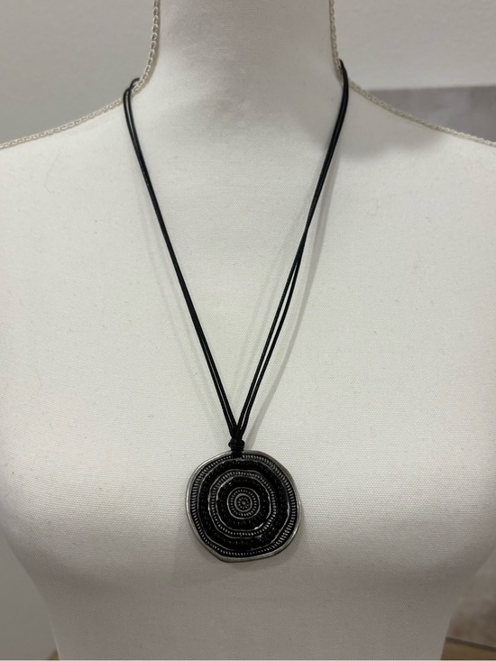 Jewelry - Black Circular Pendant Necklace with Double Cord